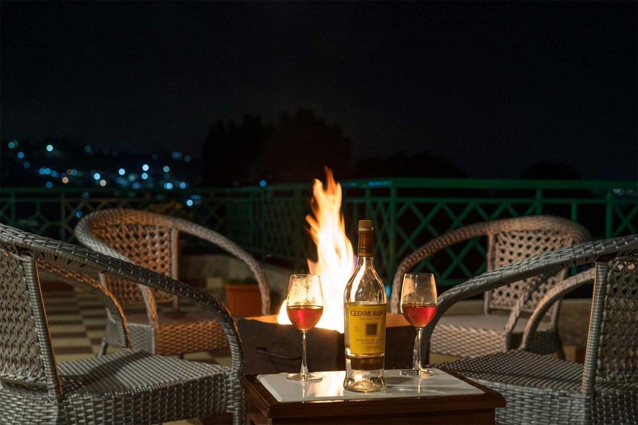Stayvista At Cecil Cottages With Barbeque, Hill View كاساولى المظهر الخارجي الصورة